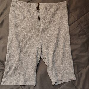 Amante Clothing Gray Knit Bike Style Shorts Size Medium